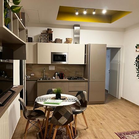 מילאנו Nel Quartiere Bayres Suite Completamente Rinnovata מראה חיצוני תמונה