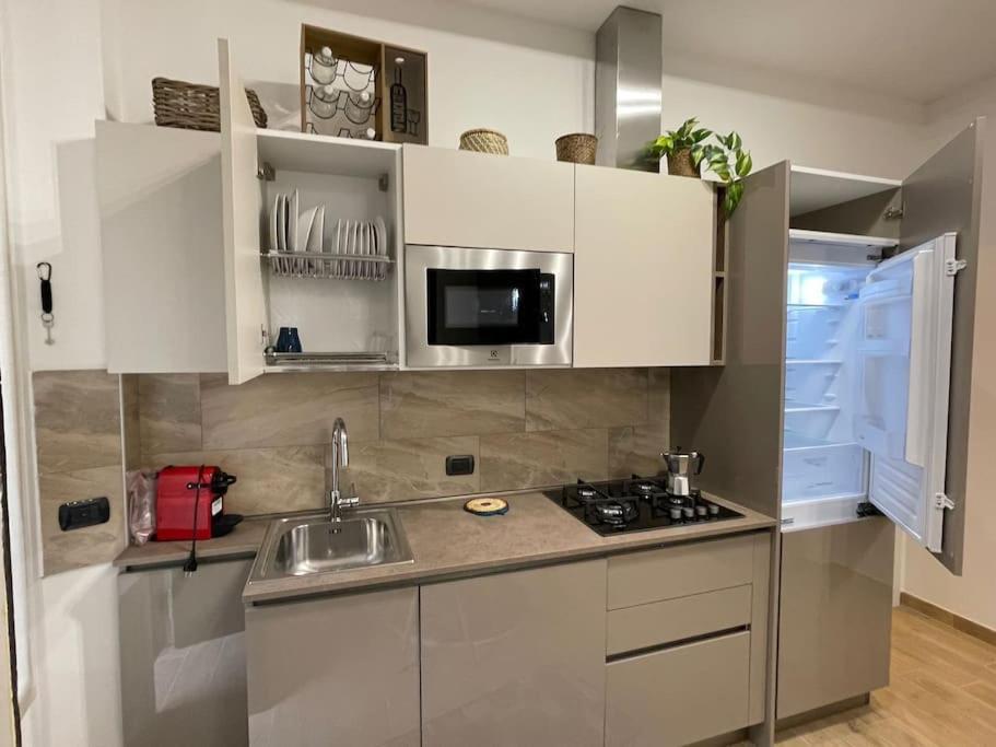 מילאנו Nel Quartiere Bayres Suite Completamente Rinnovata מראה חיצוני תמונה