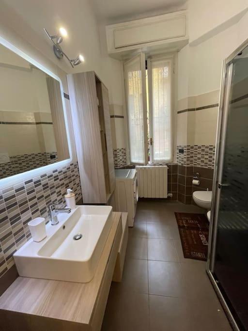 מילאנו Nel Quartiere Bayres Suite Completamente Rinnovata מראה חיצוני תמונה